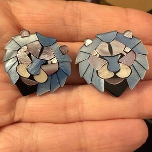 Vintage Lee Sands Blue and Silver Lion Mother of Pearl Clip Earrings